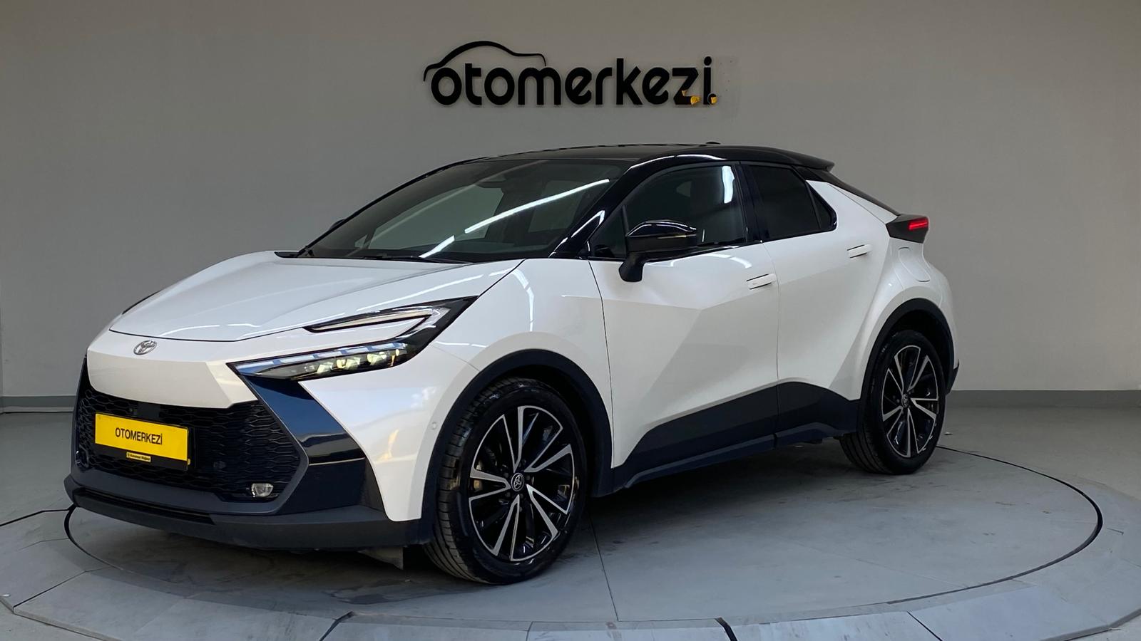 TOYOTA C-HR 1